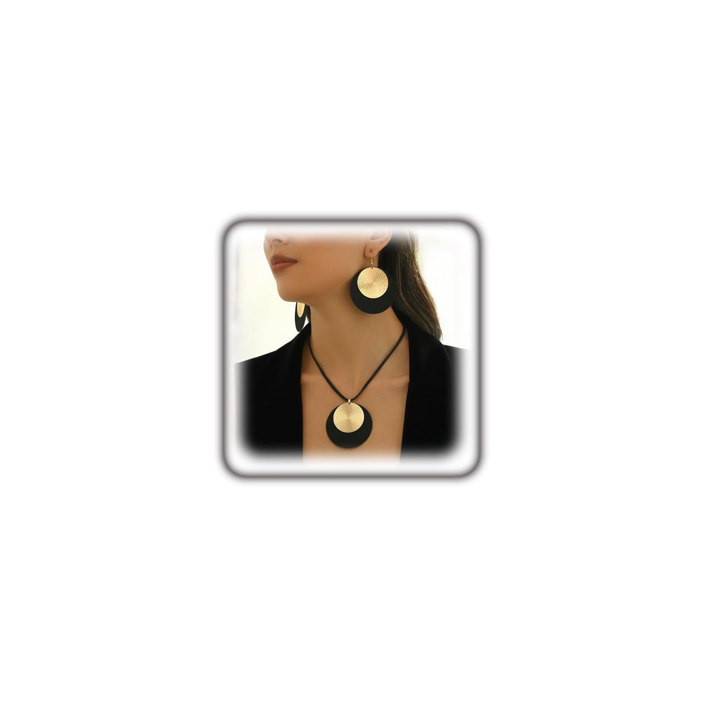 Gold Disc Pendant Necklace Earrings Set Leather Cord Black Circle Statement Necklaces Geometric Textured Medallion Jewelry For Women Party Fashion