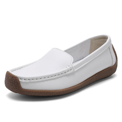 Women's Comfortable & Lightweight Leather Loafers Slip-Ons Driving Walking Mocs Boat Shoes Cute Business Casual Dress Shoes Work Flats for Women