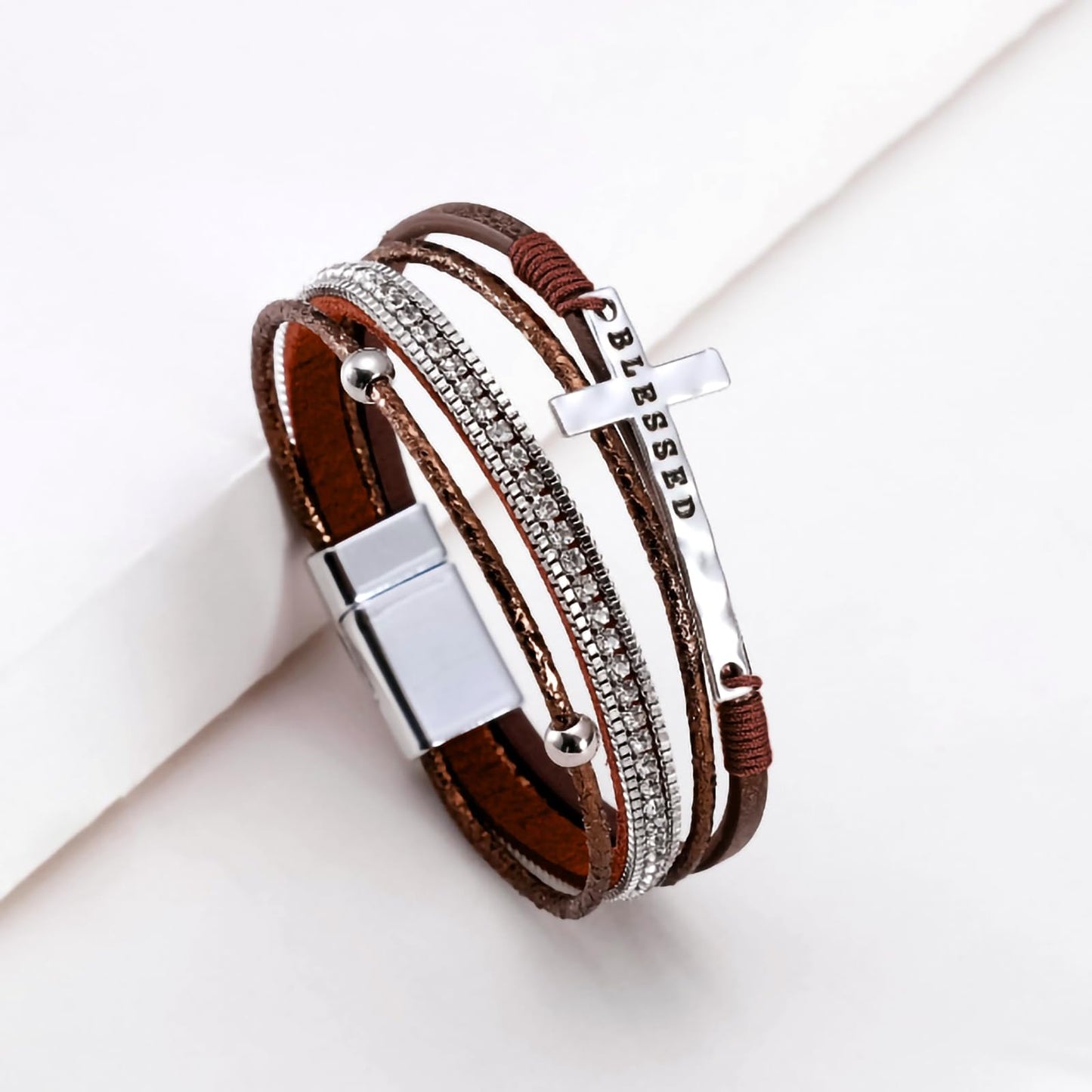 Fesciory Leopard Bracelet for Women, Boho Leather Wrap Multi-Layer Pearl Crystal Bracelet Bangle Jewelry