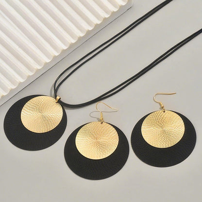 Gold Disc Pendant Necklace Earrings Set Leather Cord Black Circle Statement Necklaces Geometric Textured Medallion Jewelry For Women Party Fashion