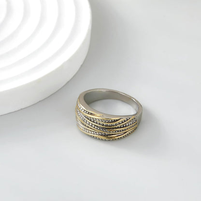 Mytys 2 Tone Intertwined Crossover Statement Ring Fashion Chunky Band Rings for Women Wide Index Finger Rings Costume Jewelry