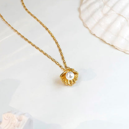 Zeffy Shell Necklace for Women,14K Gold Plated Layered Starfish Conch SeaShell Pearl Pendant Charm Necklace Stack Waterproof Dainty Beach Jewelry for Summer Vacation
