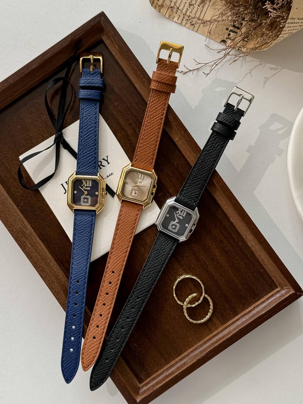 LOREO Luxury Dress Women's Leather Watch Square Dial Diamond Lady's Waterproof Elegant Analog Quartz Bracelet Watch