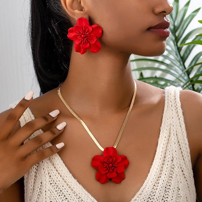 Vintage Flower Necklace Earring Set Gold Snake Chain Necklace Bohemian Red Flowers Choker Necklaces Hypoallergenic Statement Flower Stud Earrings Elegant Bridal Wedding Summer Beach Jewelry