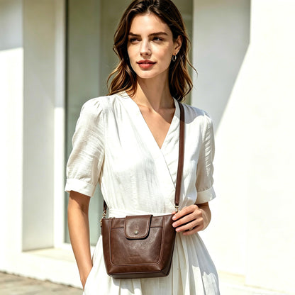 Crossbody Purses for Women Vegan Leather Small Crossbody Bags with Adjustable Strap Lightweight Travel Shoulder Bag