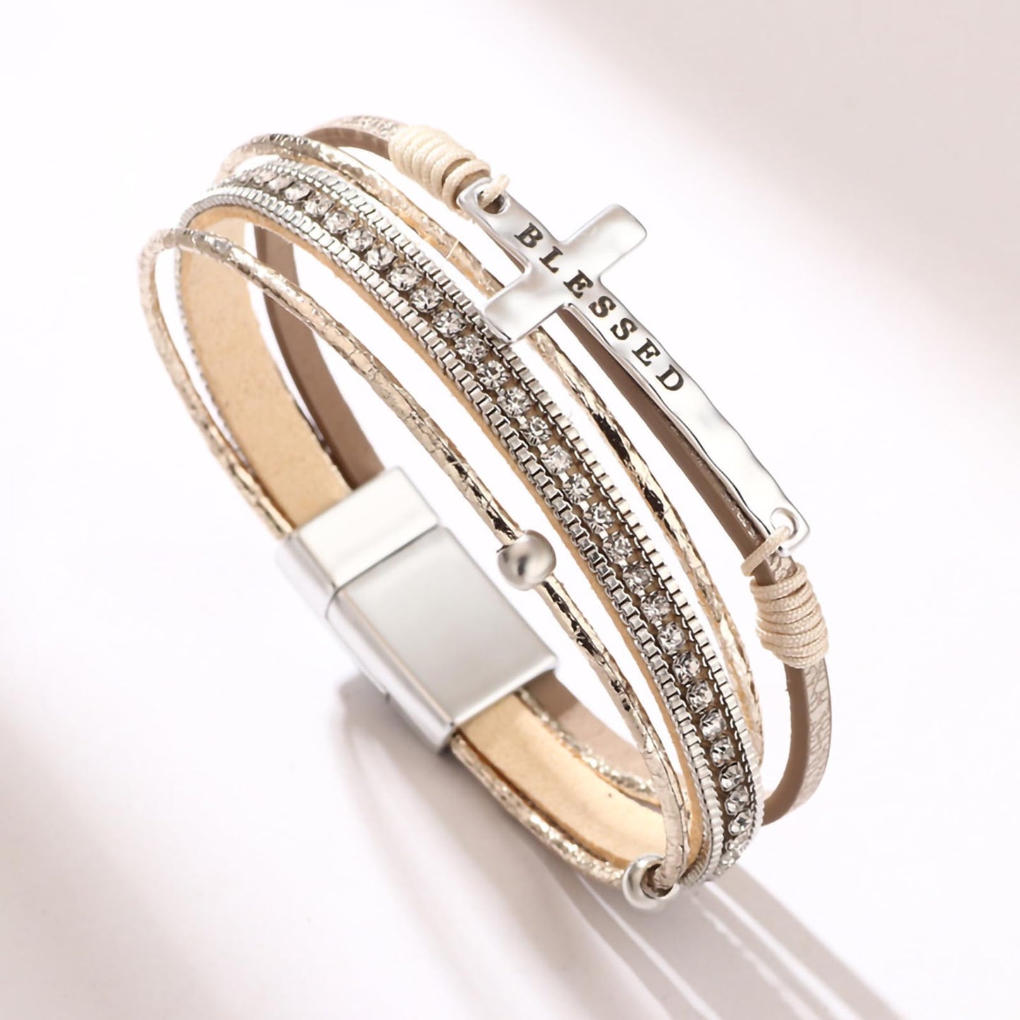 Fesciory Leopard Bracelet for Women, Boho Leather Wrap Multi-Layer Pearl Crystal Bracelet Bangle Jewelry