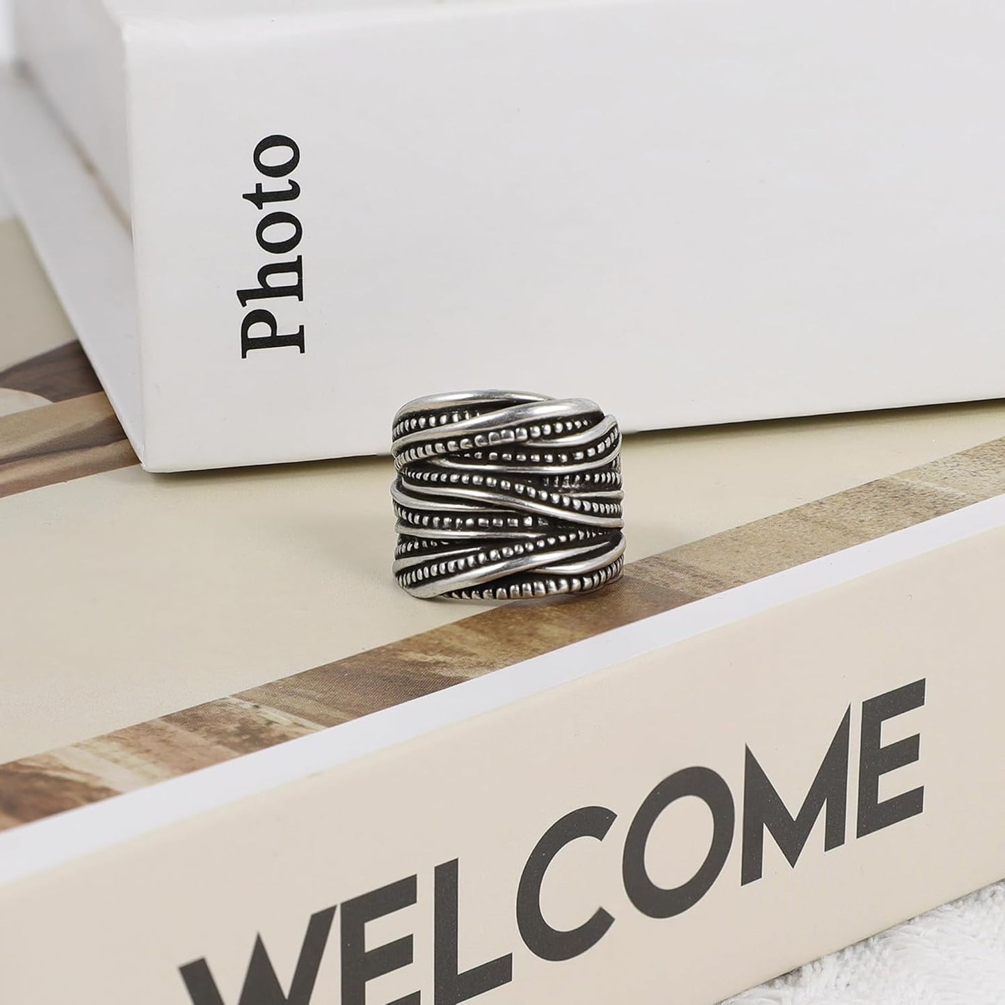 Mytys 2 Tone Intertwined Crossover Statement Ring Fashion Chunky Band Rings for Women Wide Index Finger Rings Costume Jewelry