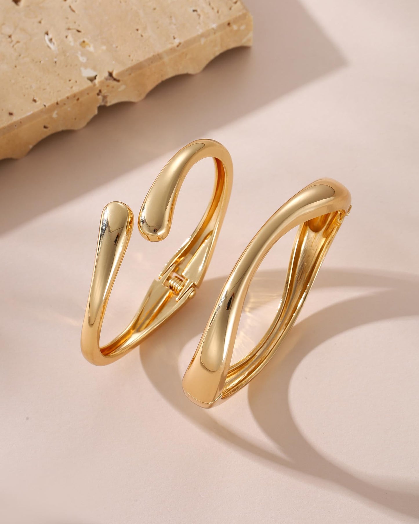 2pcs Gold Bangle Bracelets for Women, Trendy Hinged Cuff Open Wide Chunky Gold Bracelet Stack Arm Cuff Jewelry for Women