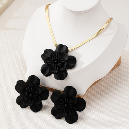 Vintage Flower Necklace Earring Set Gold Snake Chain Necklace Bohemian Red Flowers Choker Necklaces Hypoallergenic Statement Flower Stud Earrings Elegant Bridal Wedding Summer Beach Jewelry