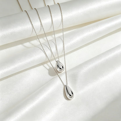 Dainty Gold Layered Necklaces for Women Chunky 14K Gold Plated Teardrop Pendant Necklace Trendy Simple Jewelry Gifts for Women