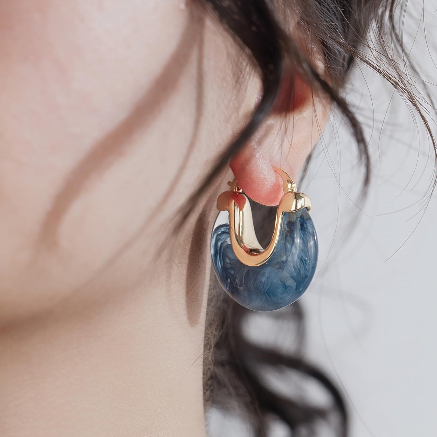 Chunky Gold Resin Hoop Earrings Leverback Statement Huggie Hoops Dangle Drop Dressy Earring Prom Festival Vacation Jewelry for Women