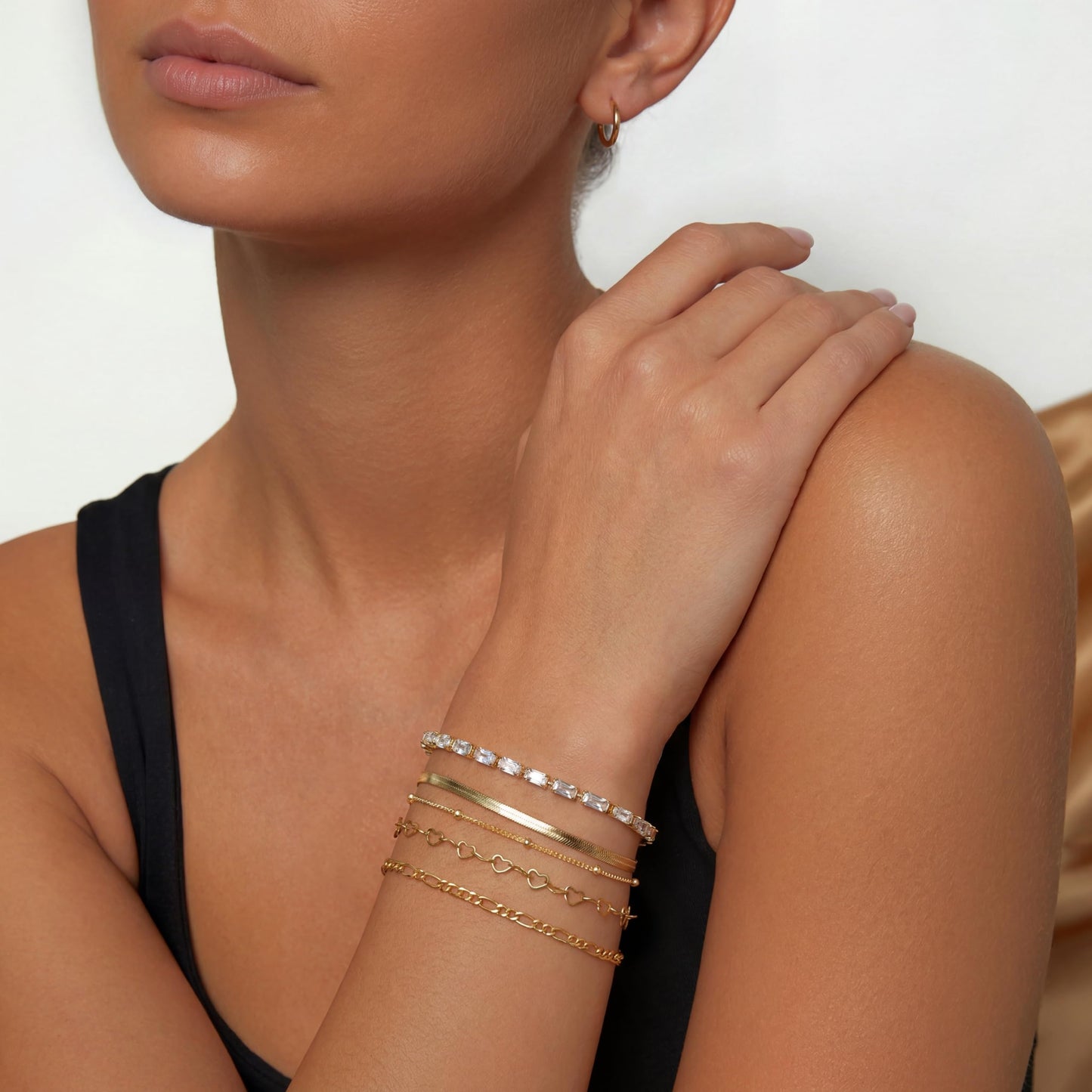 Dainty Simple Gold Bracelets for Women, Stackable Satellite Paperclip Lip Bracelet Set Tiny Lip Dot Chain Box Link for Handmade Gift Minimalist Cute Trendy Jewelry Gold Accessories for Women