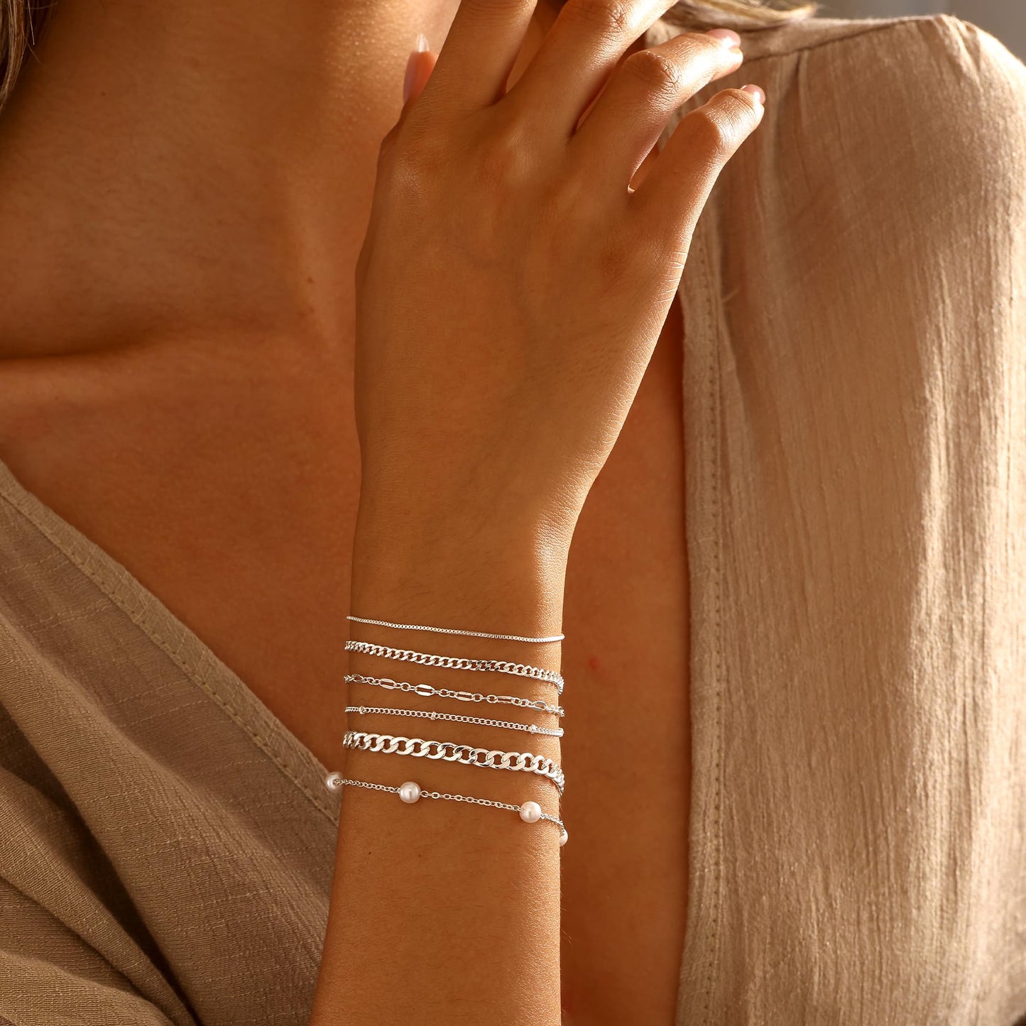 Dainty Simple Gold Bracelets for Women, Stackable Satellite Paperclip Lip Bracelet Set Tiny Lip Dot Chain Box Link for Handmade Gift Minimalist Cute Trendy Jewelry Gold Accessories for Women