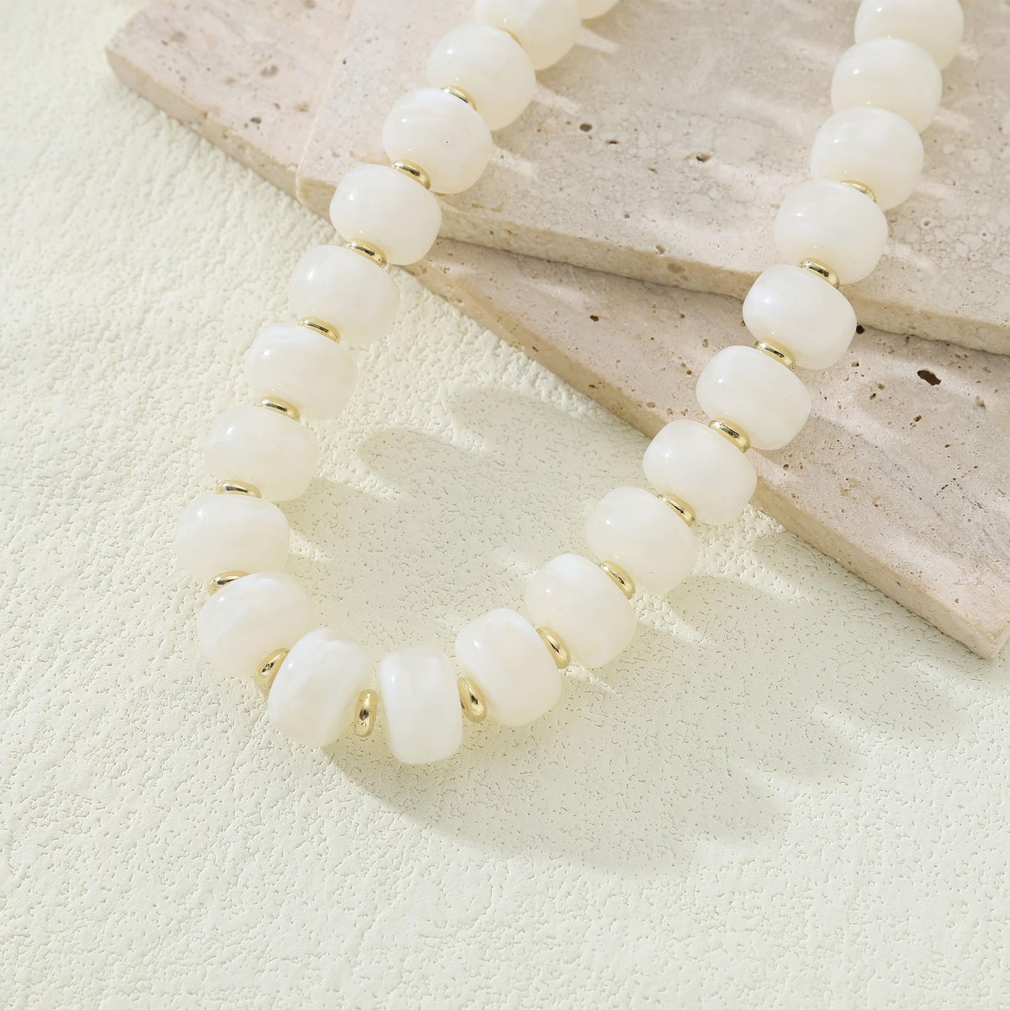 Chunky Beaded Choker Necklace for Women Summer Beach Acrylic Beads Necklaces Trendy Boho Statement Colorful Necklace Jewelry Accessories
