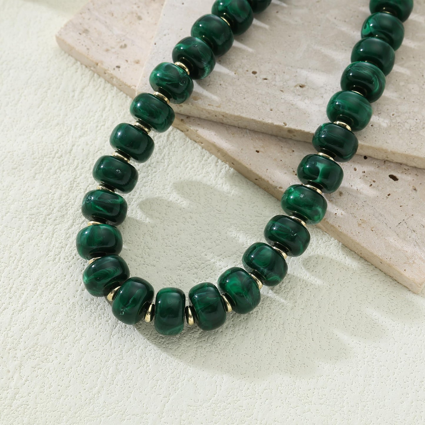 Chunky Beaded Choker Necklace for Women Summer Beach Acrylic Beads Necklaces Trendy Boho Statement Colorful Necklace Jewelry Accessories